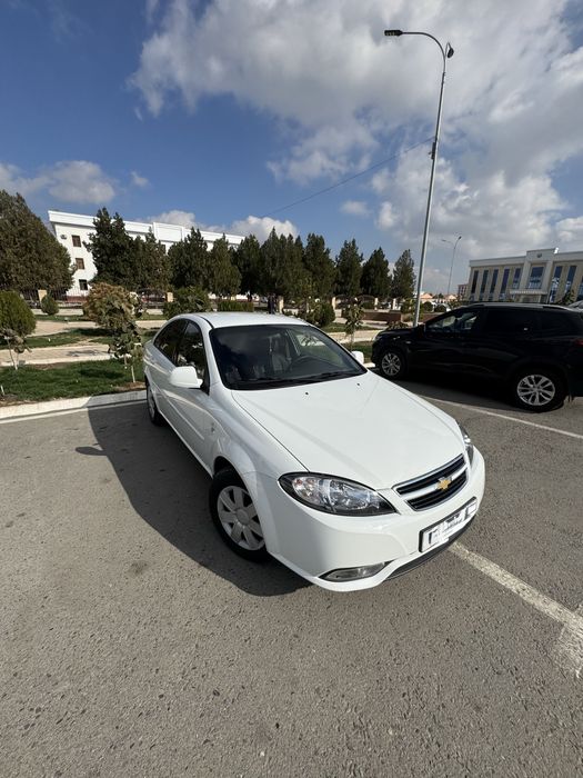 Chevrolet gentra 21-22