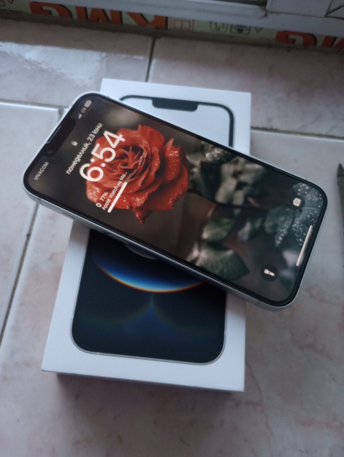 iPhone 16 e, 128 gb с гаранция