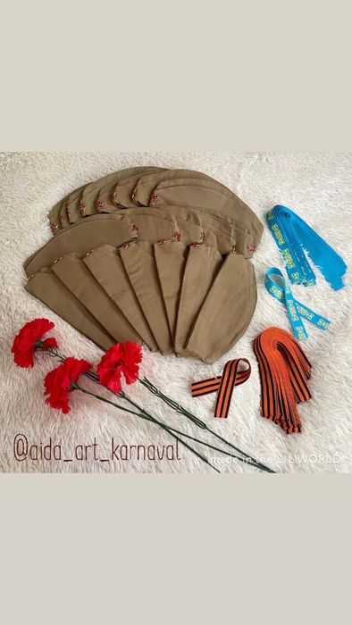 Продам или сдам пилотку со значком  и ленту