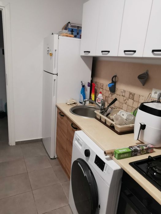 Caut Coleg de apartament!