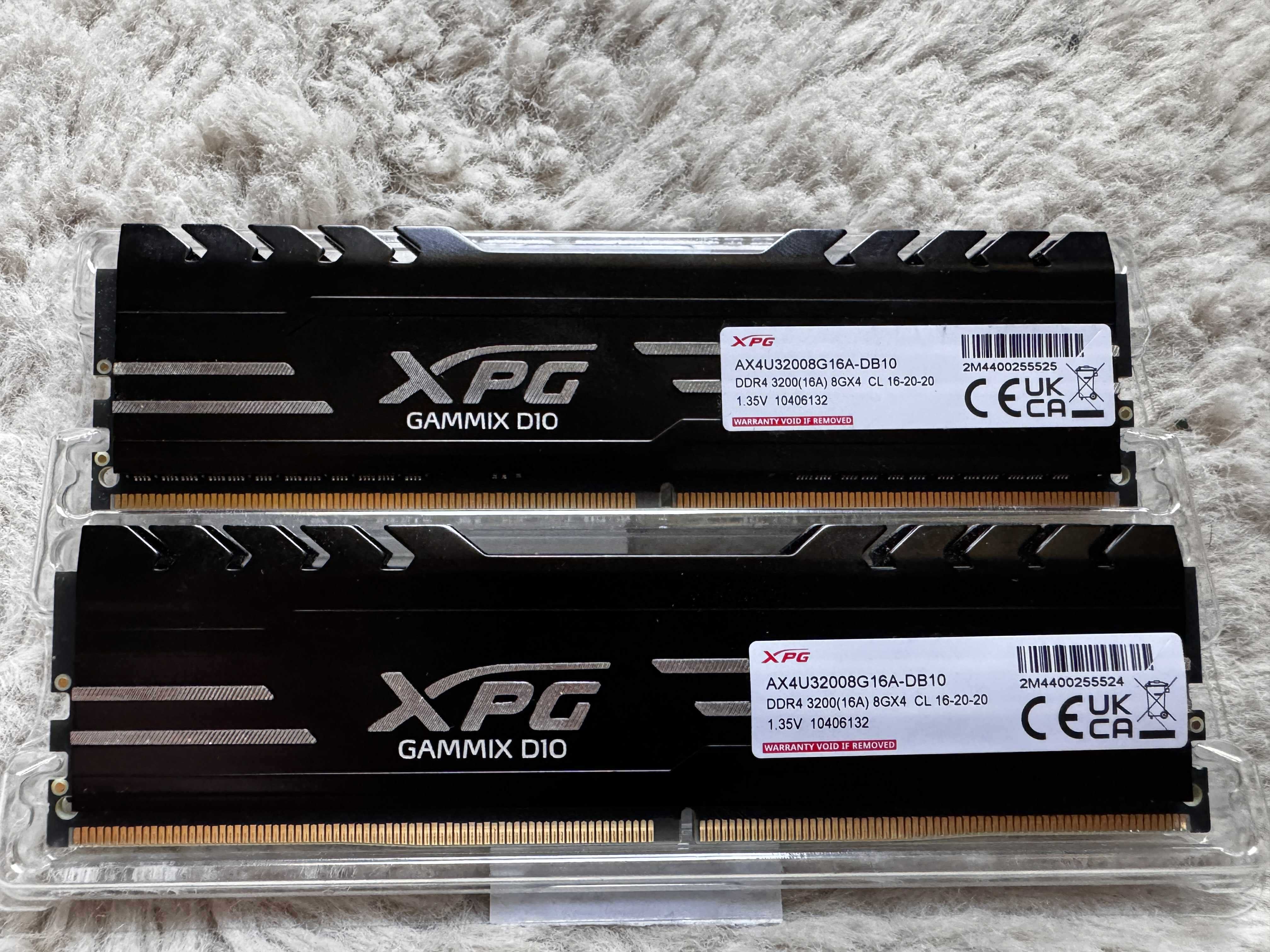 Оперативна памет XPG GAMMIX D10 16GB (2x8GB) DDR4 3200MHz RAM - CL16