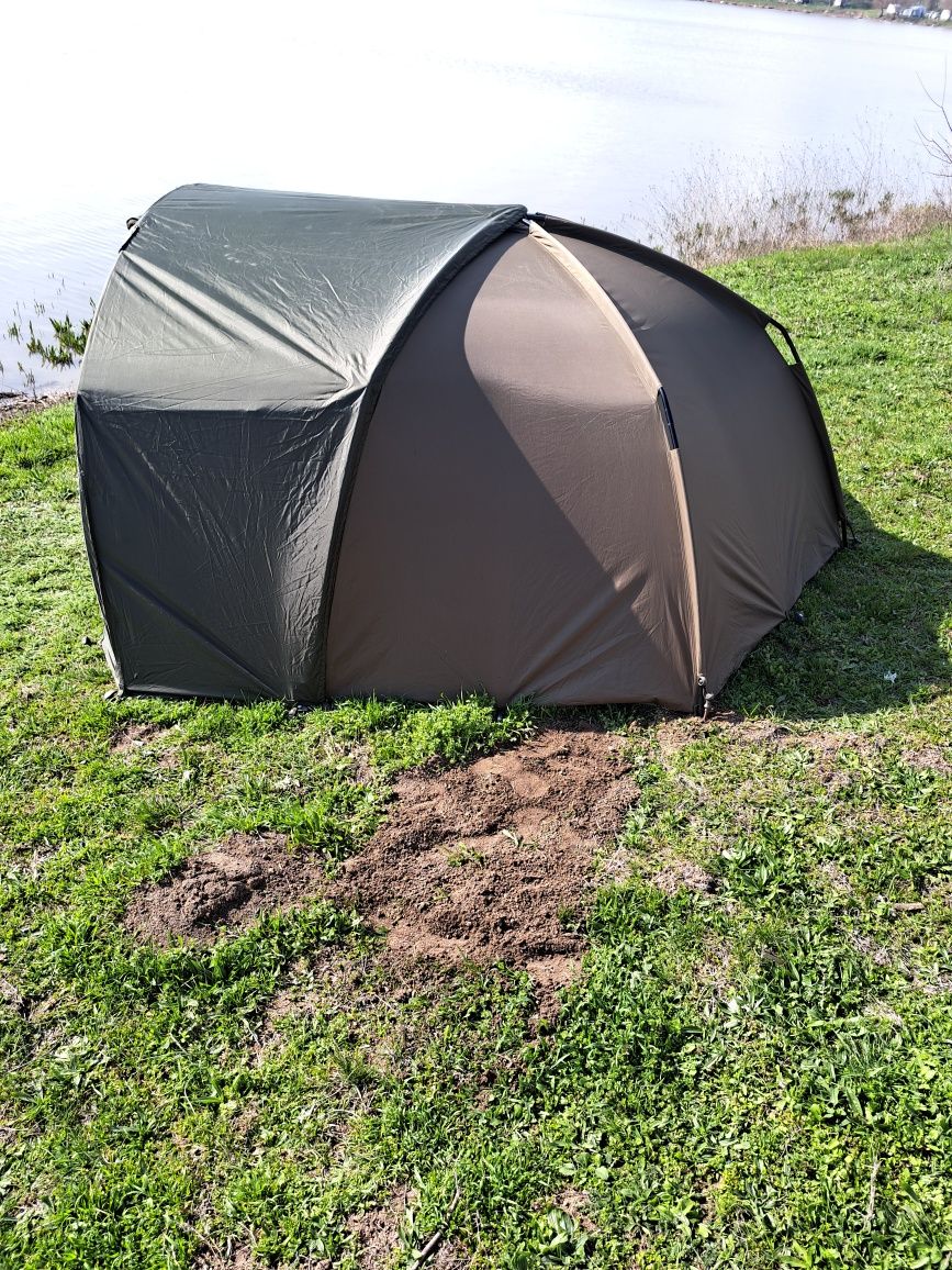 Палатка Trakker tempest + зимно покривало