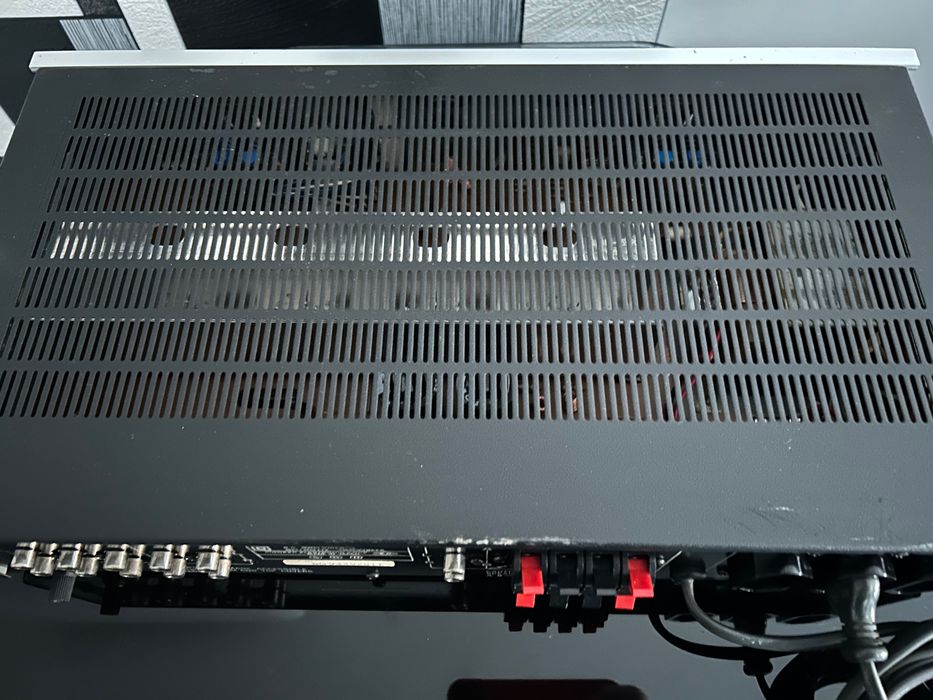 Vând amplificator Pioneer