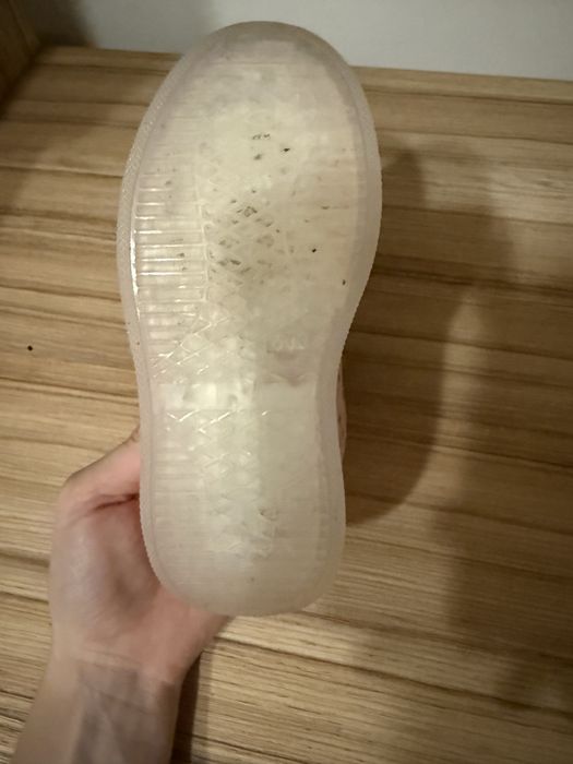 Papuci fetita cu lumini , marimea 29