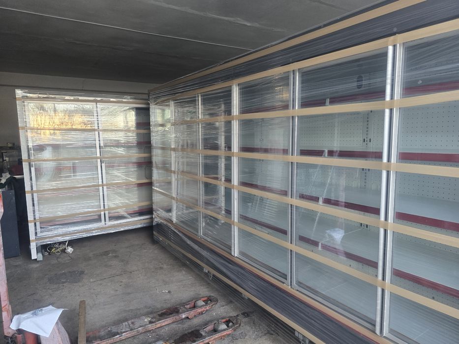 Vitrina congelare / bauturi / mezeluri / lactate