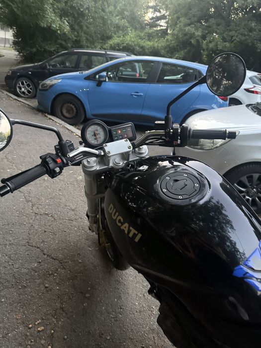 Ducati monster 600