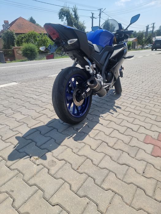 Yamaha yzf  r125 2020