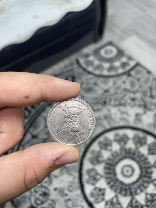 Mondea foarte veche de colectie