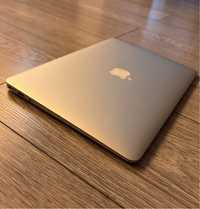 Macbook Air 13 inch - Early 2015 - 250 GB