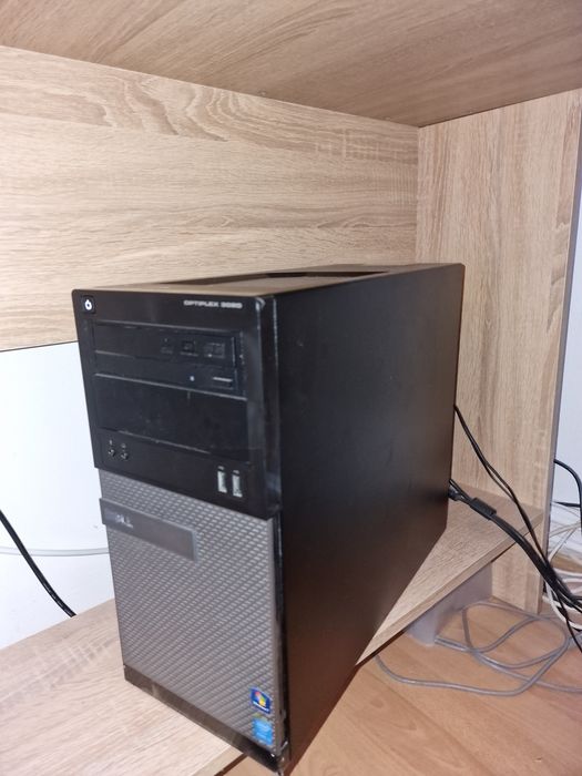 PC Desktop Dell Intel I5