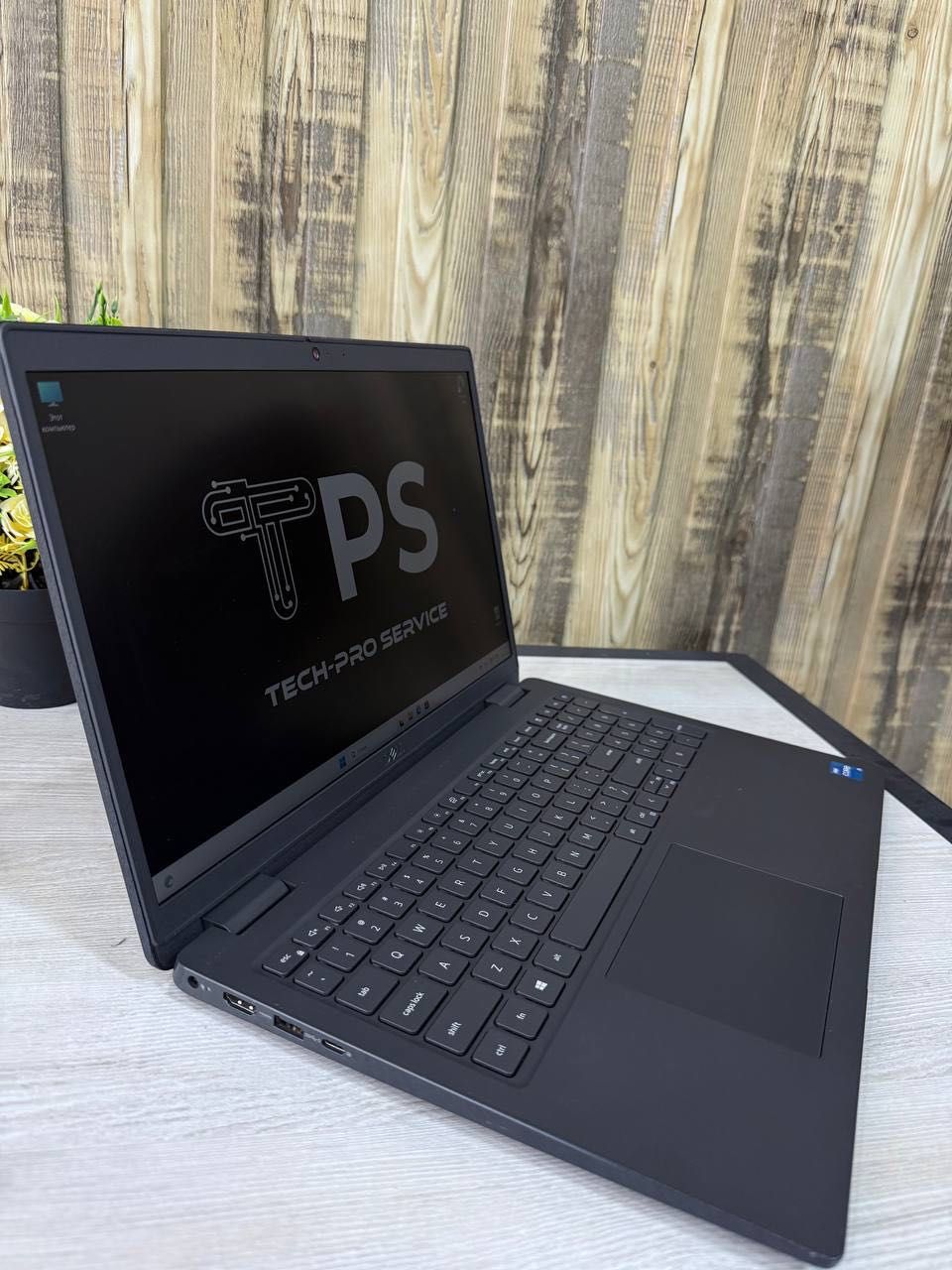 Dell Latitude 3520