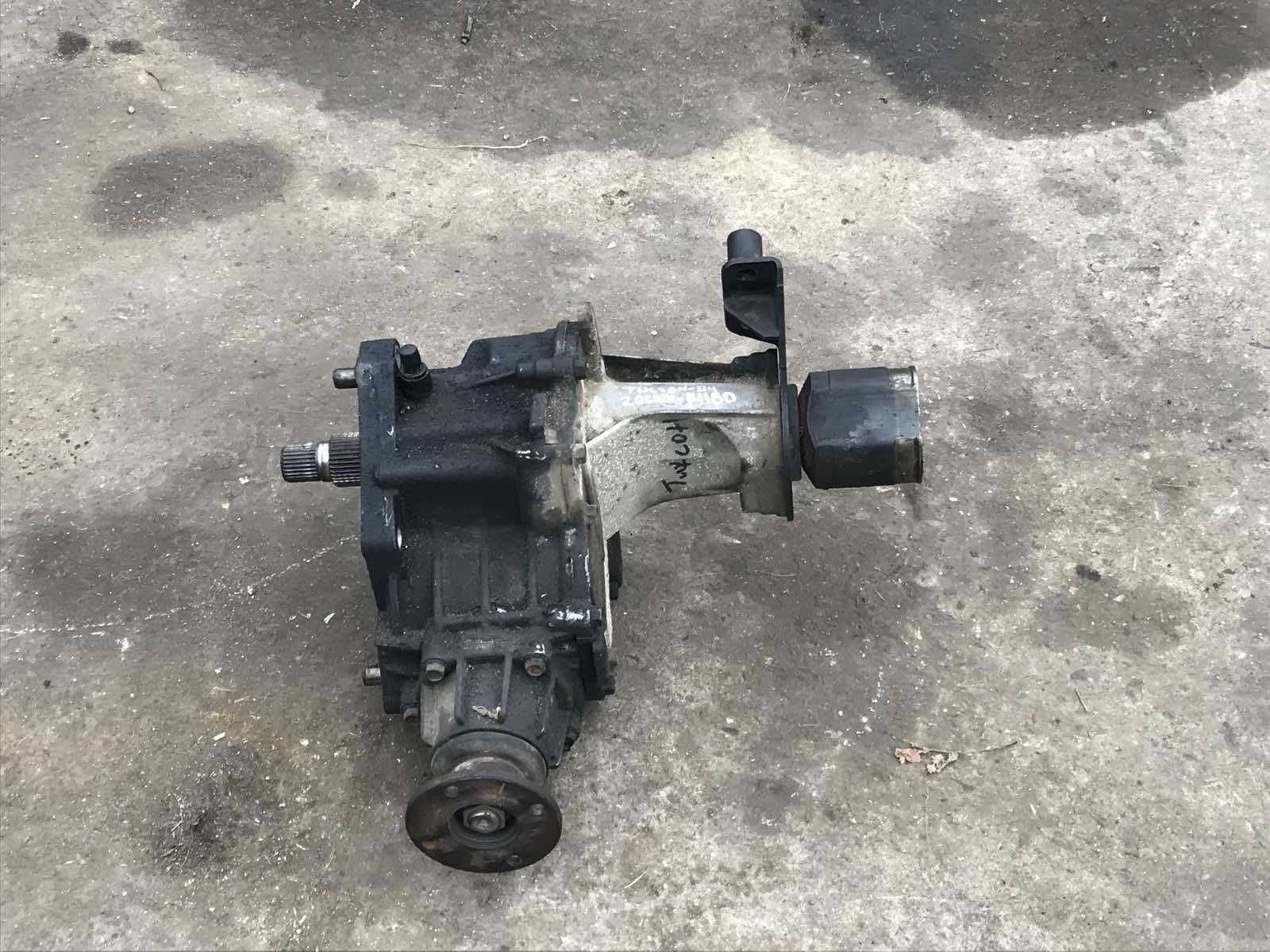 Раздатка Hyundai Tucson 2.0crdi 2004г.