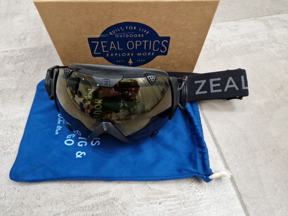 Ochelari ski ZEAL,pentru cunoscători!