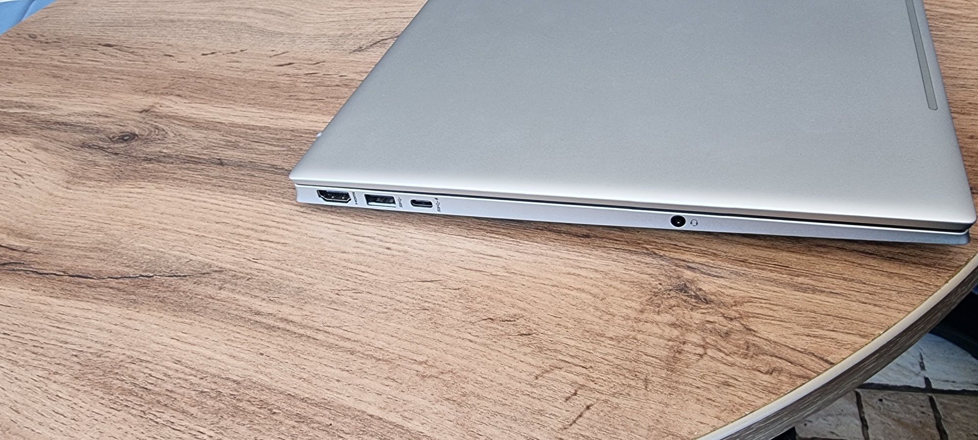 hp core i5 15.6 full hd 8gb 256gb ssd
 11 943outbukejjeej40 1235
11 94