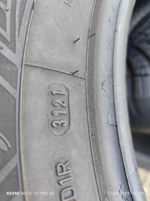 4 anvelope pentru toate sezoanele Goodyear 215-60-17