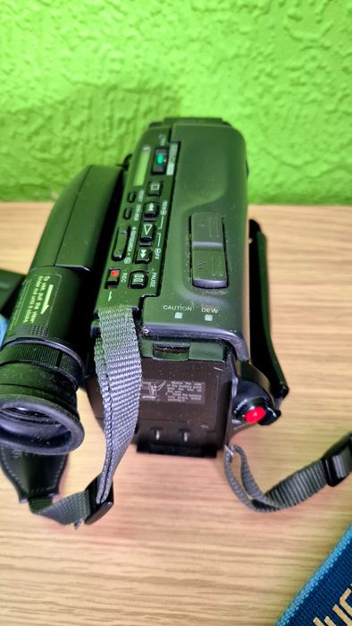 Видеокамера Сони с касета Sony