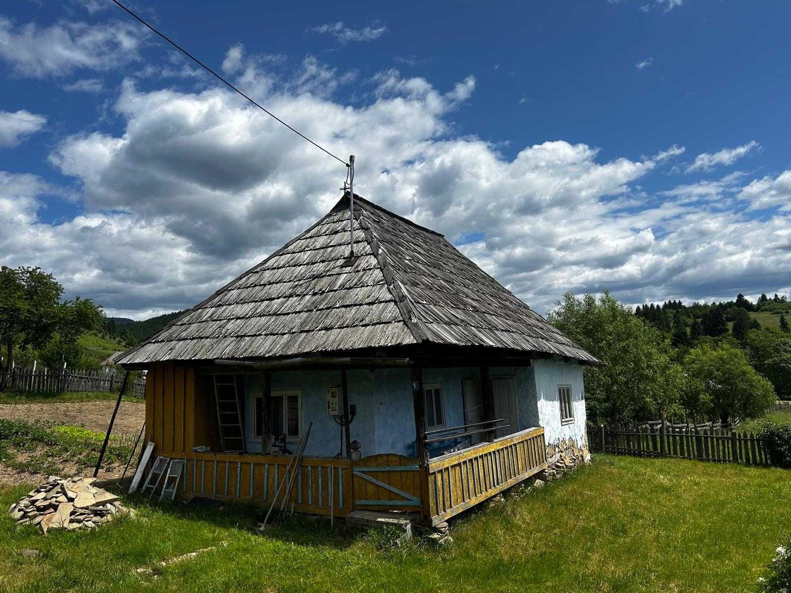 Vând teren intravilan cu casă veche, Lunca Ilvei