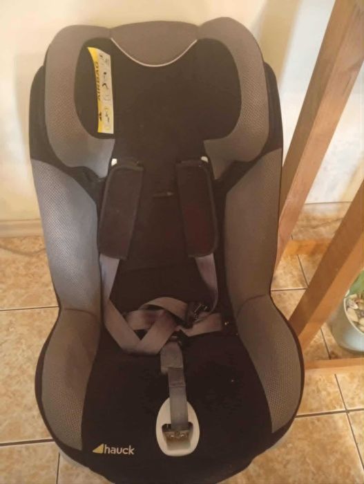 детско столче за кола