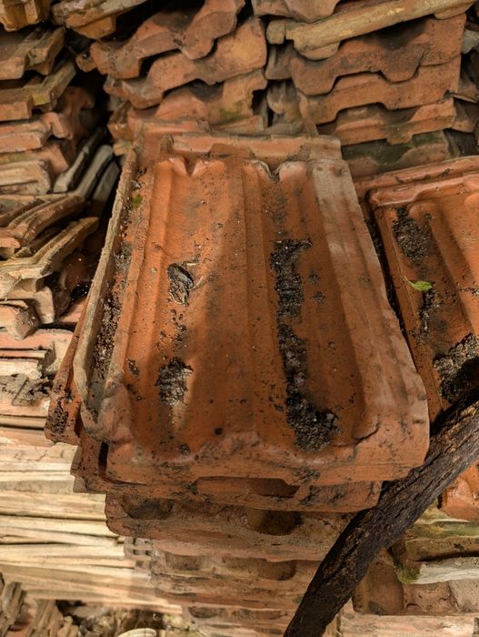 Двуканални използвани цигли, керемиди, 4000 бр