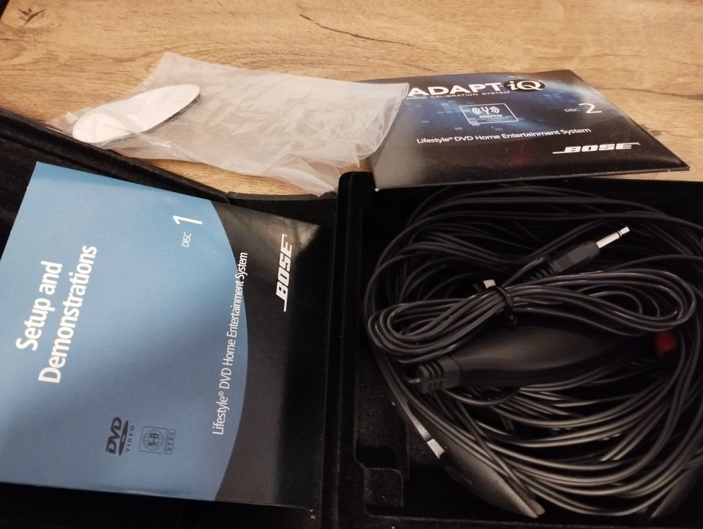 Accesorii BOSE,cabluri.