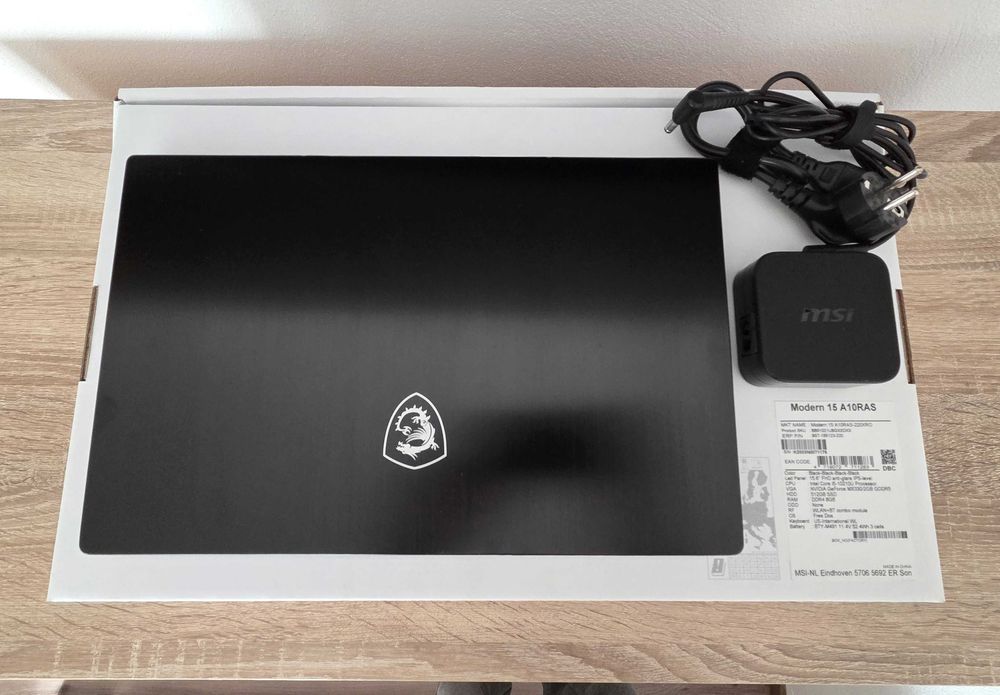 Laptop MSI Modern 15 Intel i5-10210U, 15.6", 32GB, 512GB, Nvidia MX330