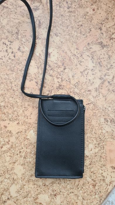 Чантичка за телефон