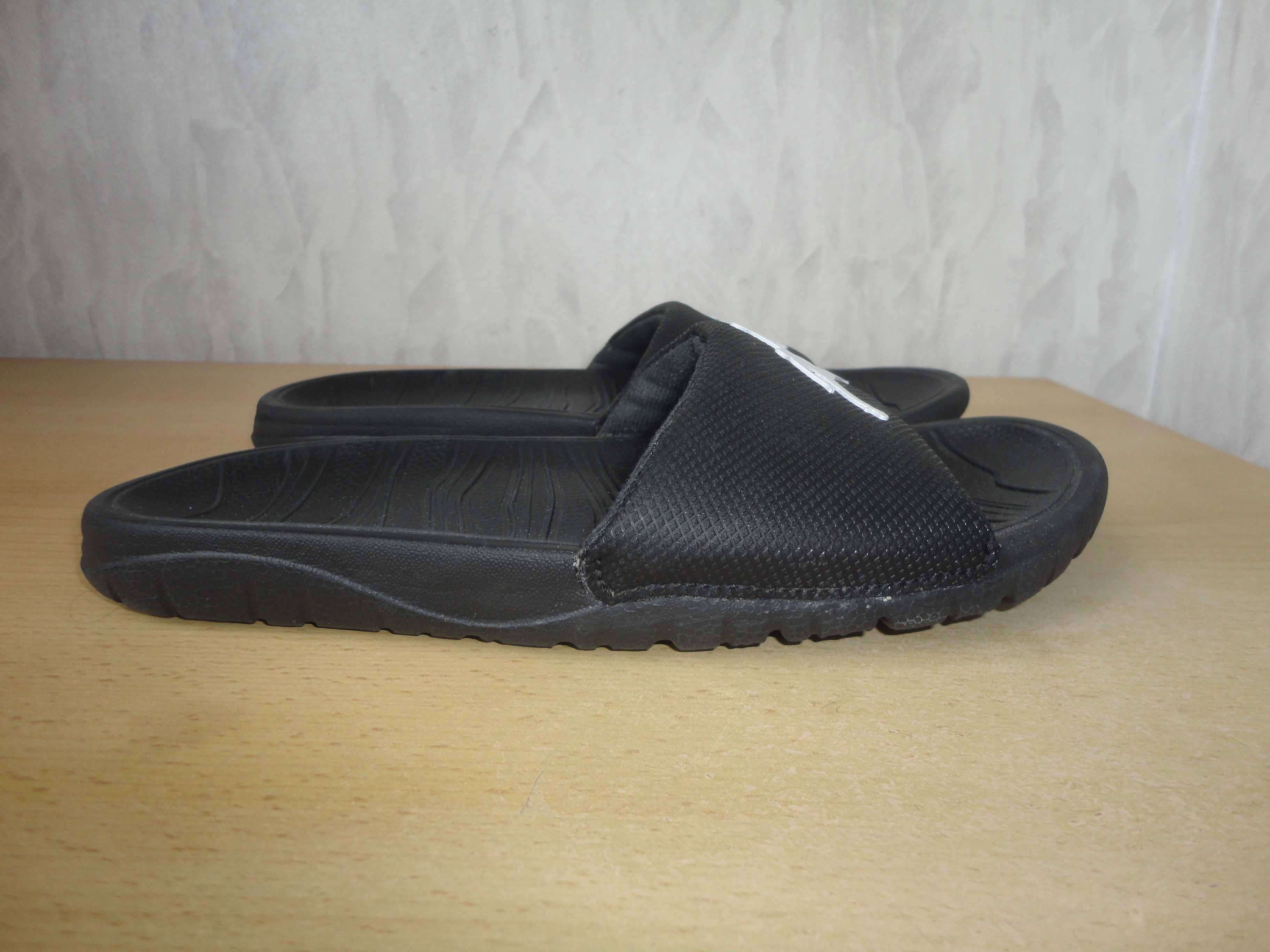 N37,5-38 Jordan/оригинални чехли