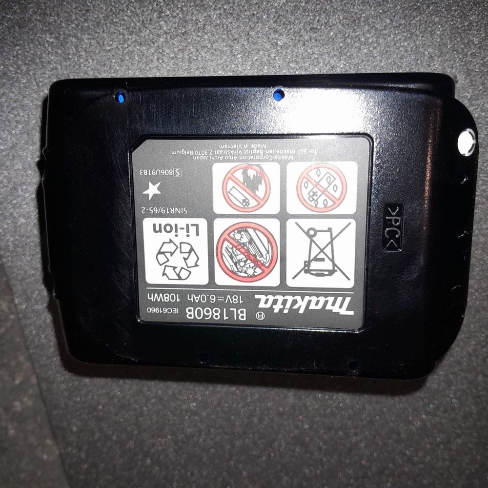 Acumulator 6 Ah 18v Makita nou