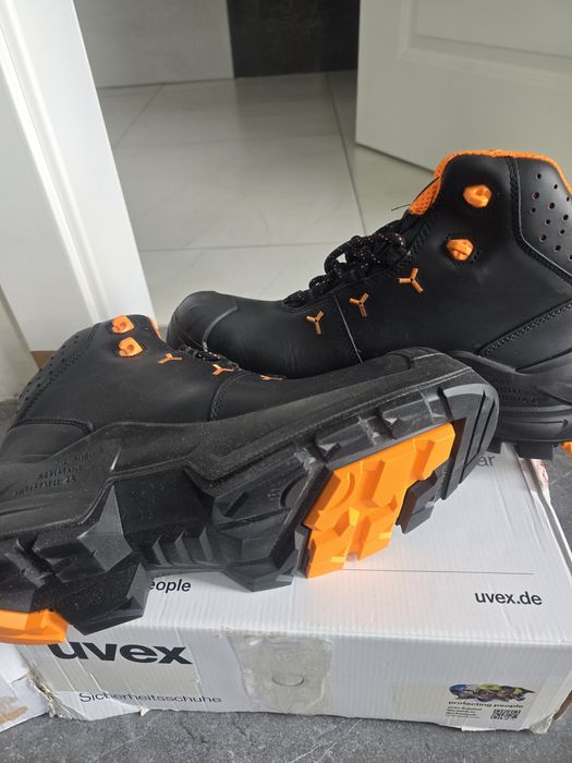 Bocanci pantofi Uvex 45