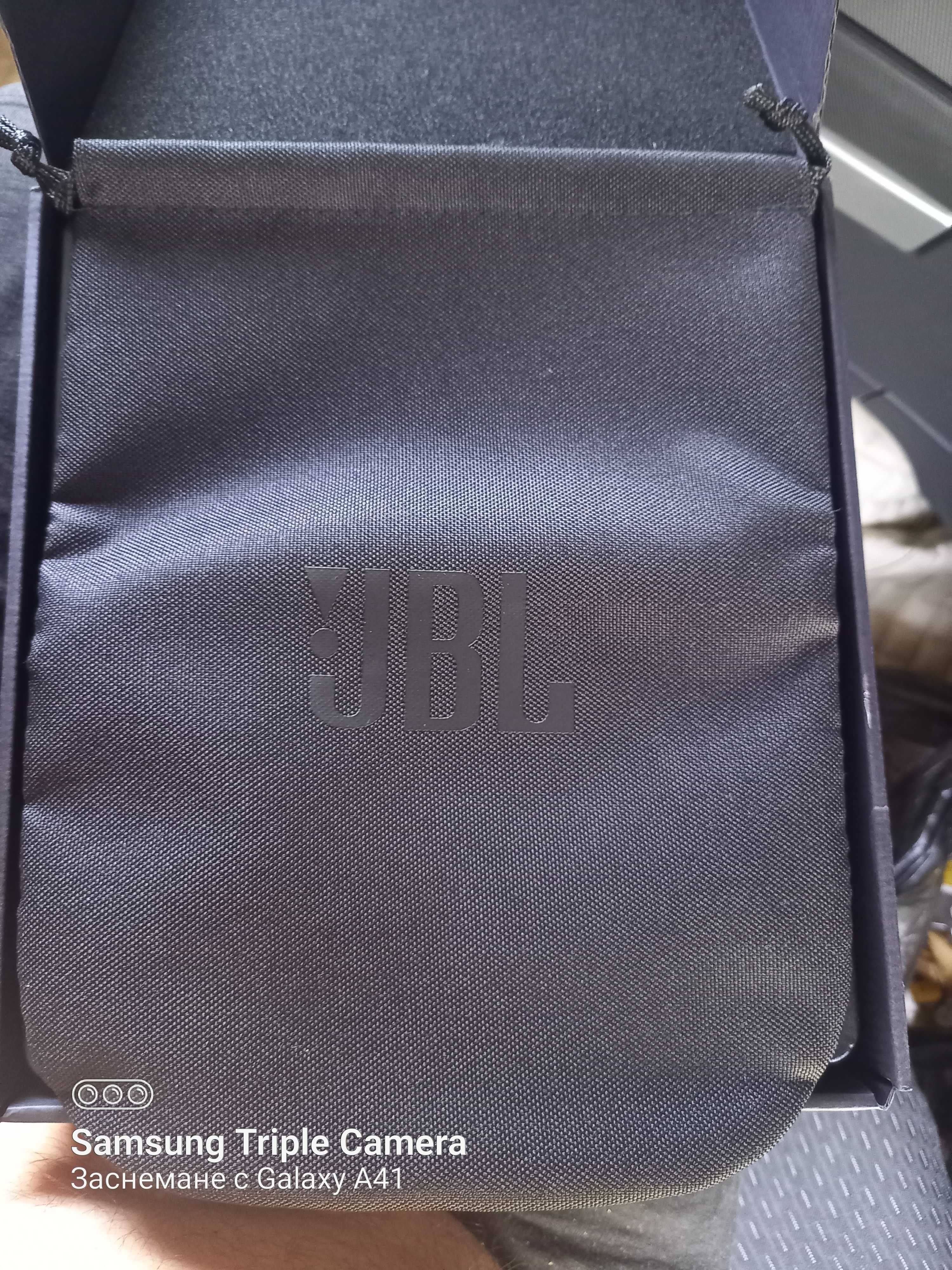 Слушалки JBL с BLUETOOTH и с кабел.