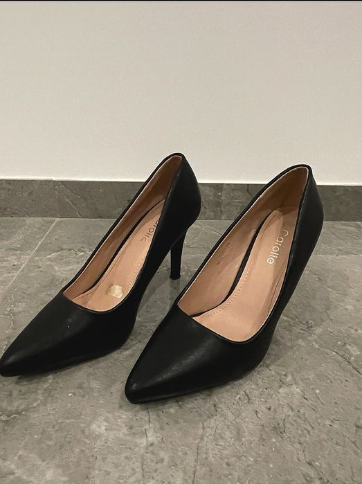 Pantofi cu toc cui mărimea 39