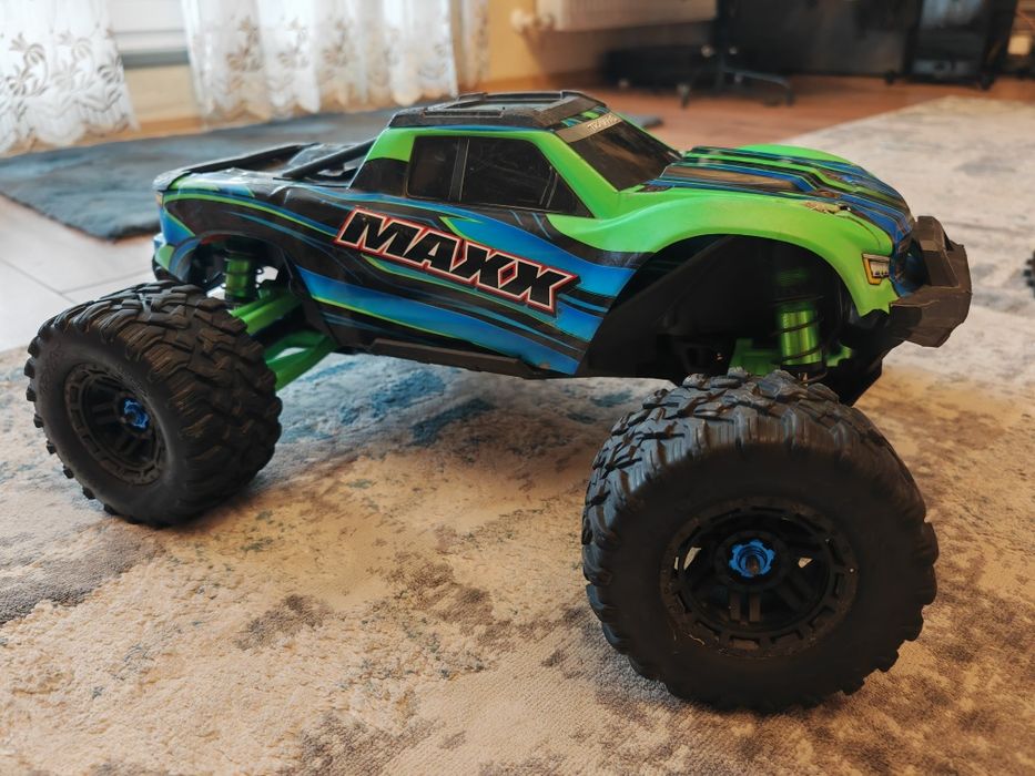 Traxxas wide Maxx
