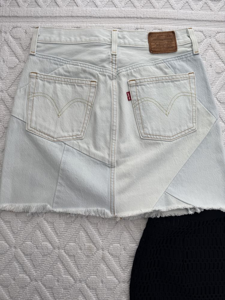 2 бр поли Levis и Sandro