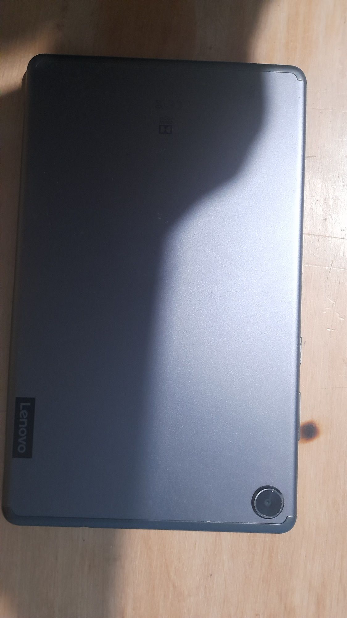 Tablera Lenovo 32 g 8" cu sim