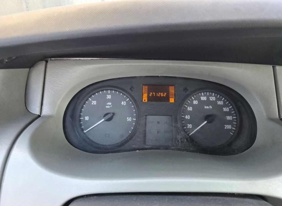 Opel vivaro 2,5 cdti
