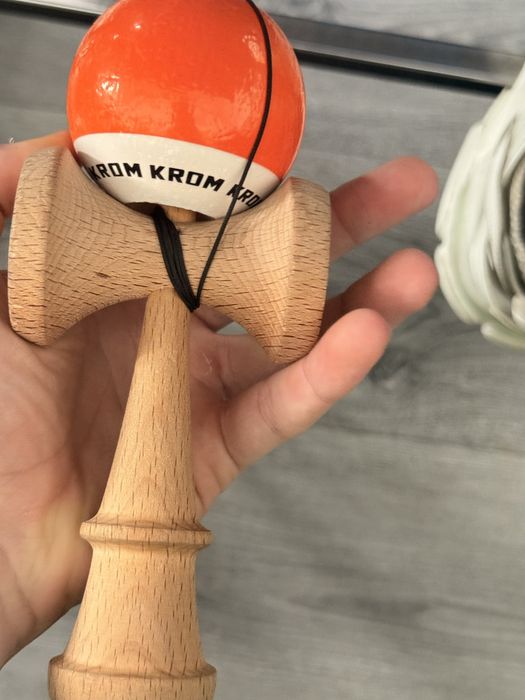 Kendama krom pop