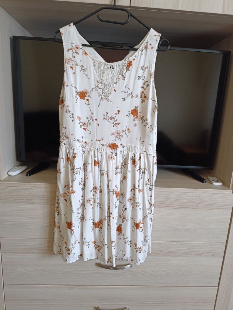 Rochii și sacou dama