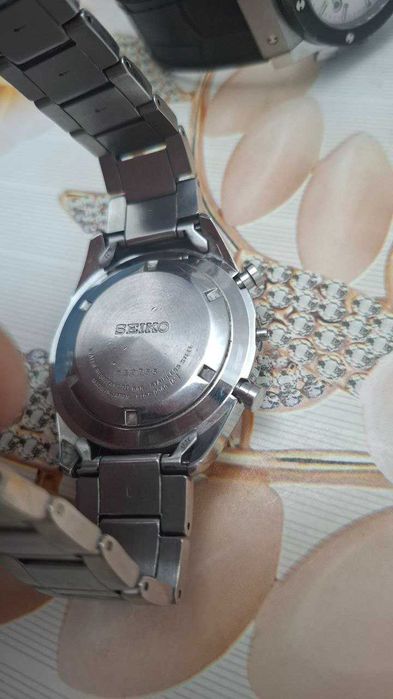 Ручные часы SEIKO в идеальном состояние