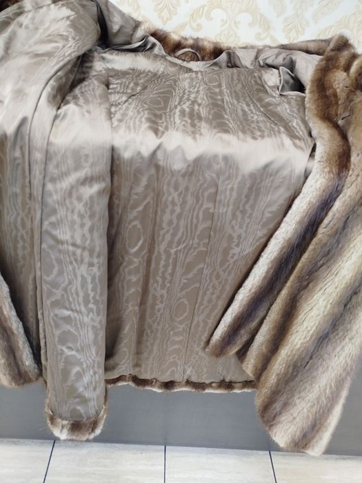 Haina de blană naturală