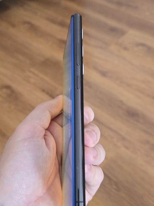 Vând Samsung S22 Ultra