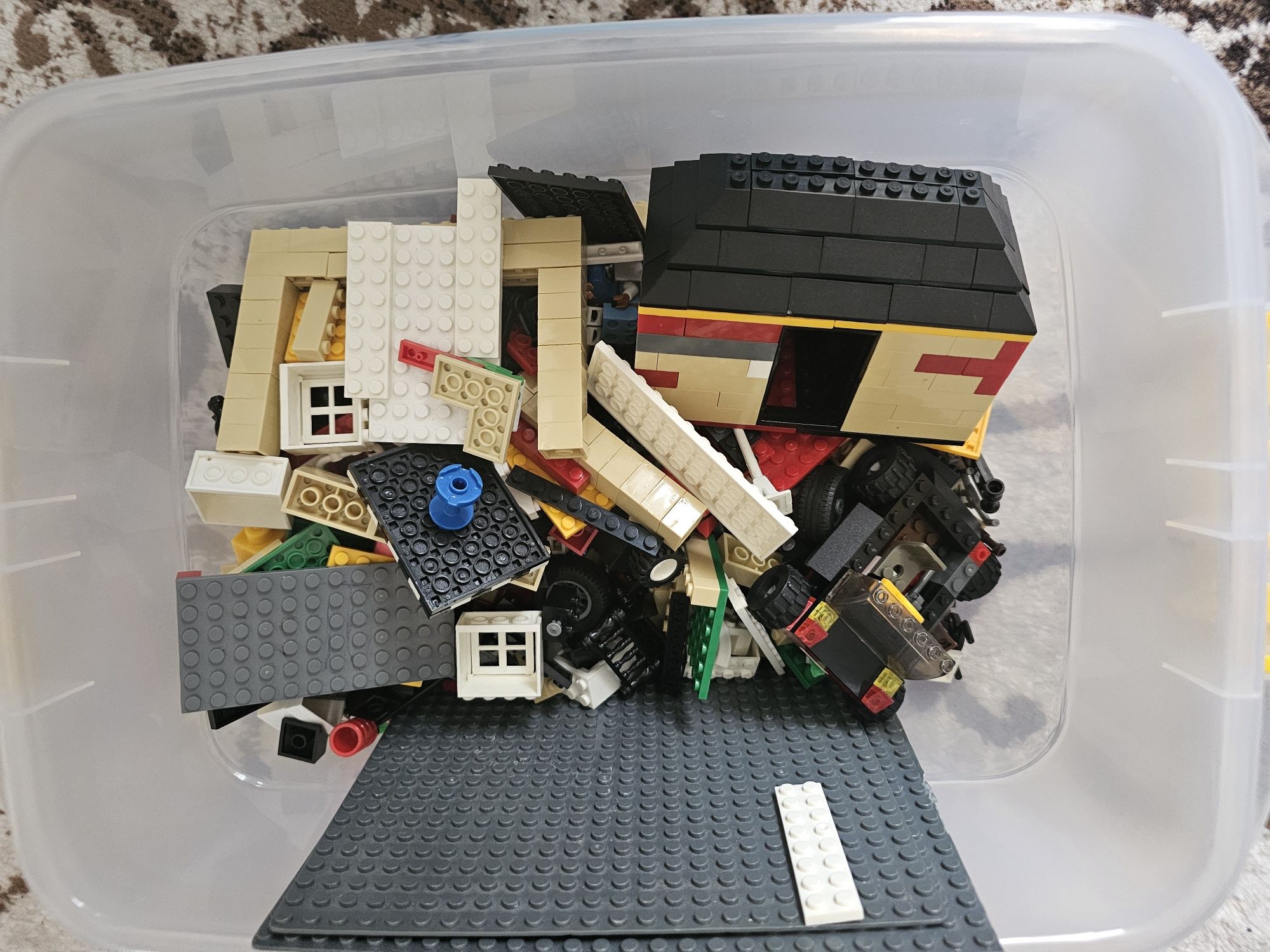Продам конструктор Lego