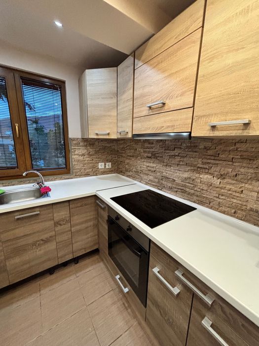 Под наем Етаж от къща