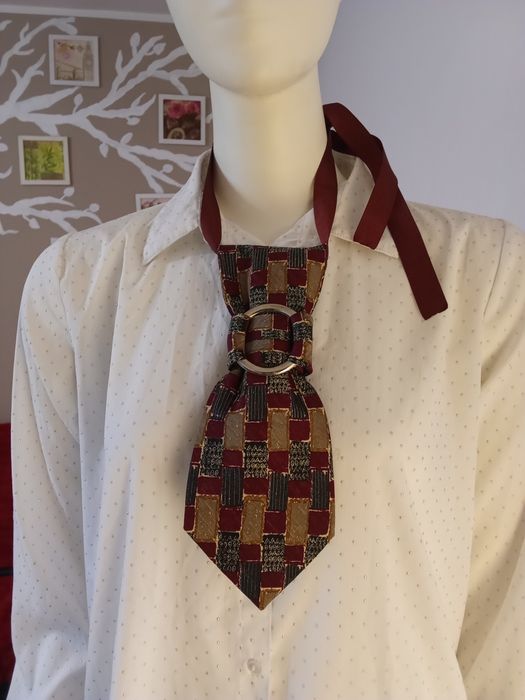 Cravata redefinita mătase