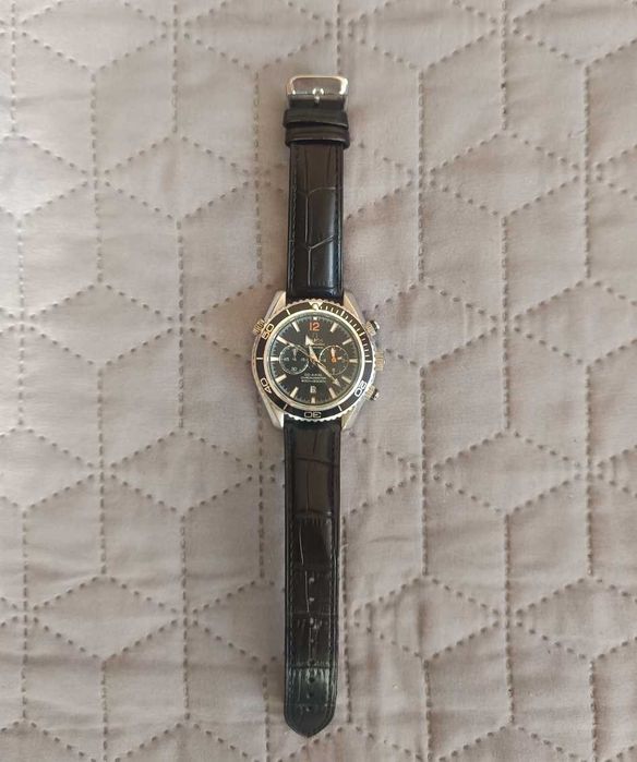 Часовник "Omega Seamaster Planet Ocean 600m"