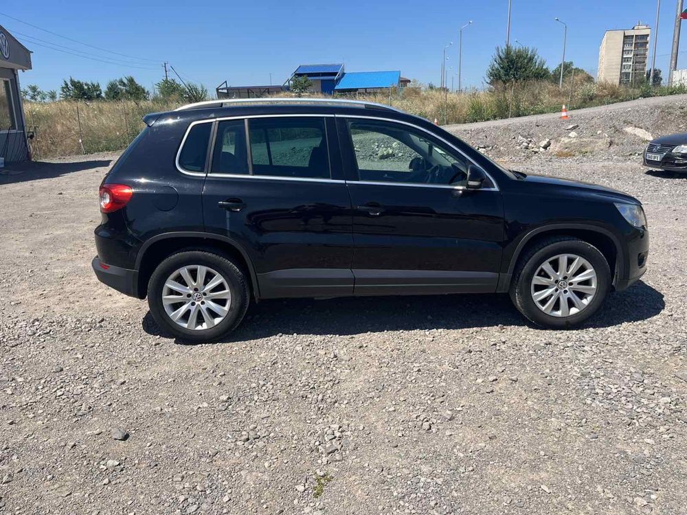 VW Tiguan *На части* 2,0 tdi