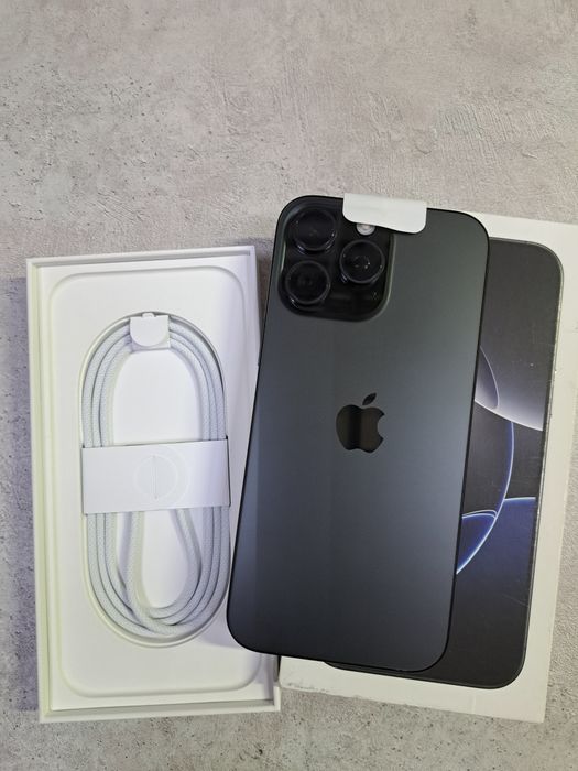 Apple iPhone 16 Pro Max,  256 гб, акб 100%, новый, есим, Костанай 1015