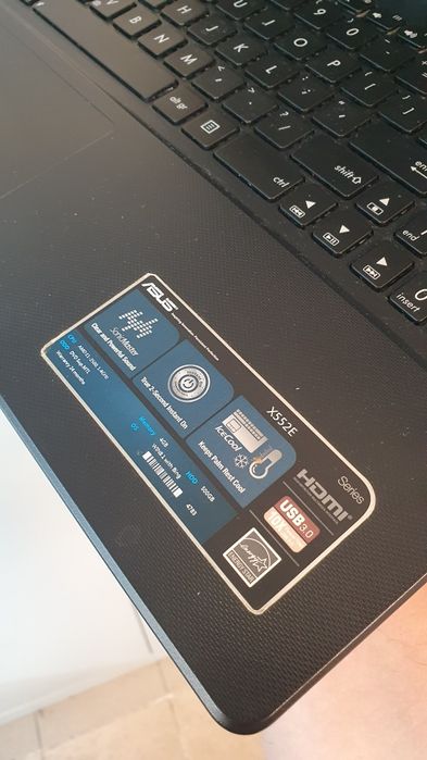 Laptop Asus X552E windows 10