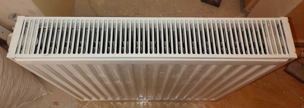 Calorifer radiator din otel Ferroli 600 x 600 x 100 mm console incluse