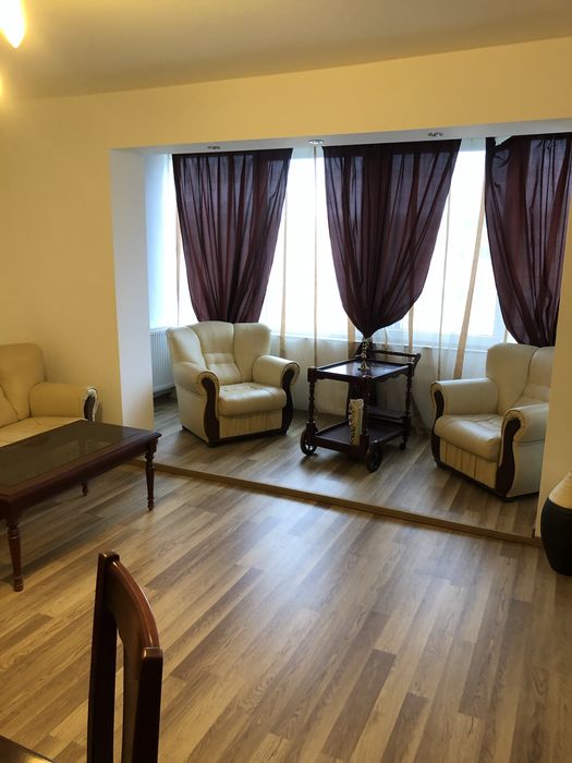 Apartament 4 camere în zona Scala