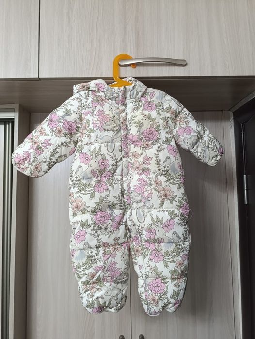 Демисезонный комбинезон, ростовка 74 и 80 см.